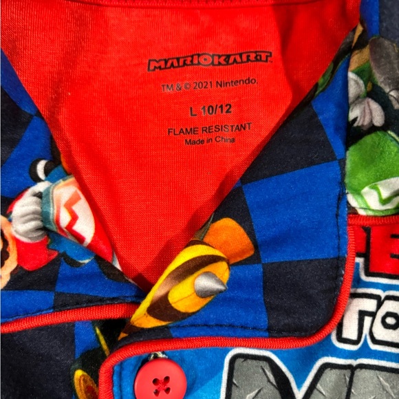 Mario kart pajamas (L) - Picture 2 of 4